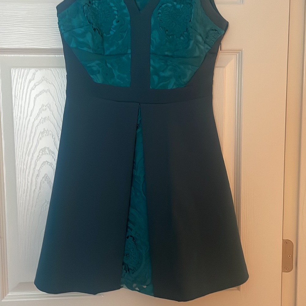 Adelyn Rae Dress - Picture 4 of 6
